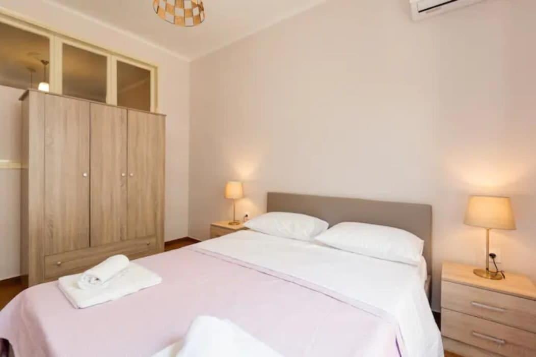סלוניקי Private Pristine Balcony Home- Heart Of The Center מראה חיצוני תמונה